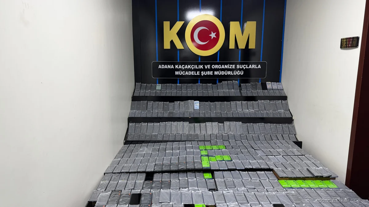 Adana'da Kaçak Telefon Şebekesine Büyük Darbe: 452 Cihaz Ele Geçirildi
