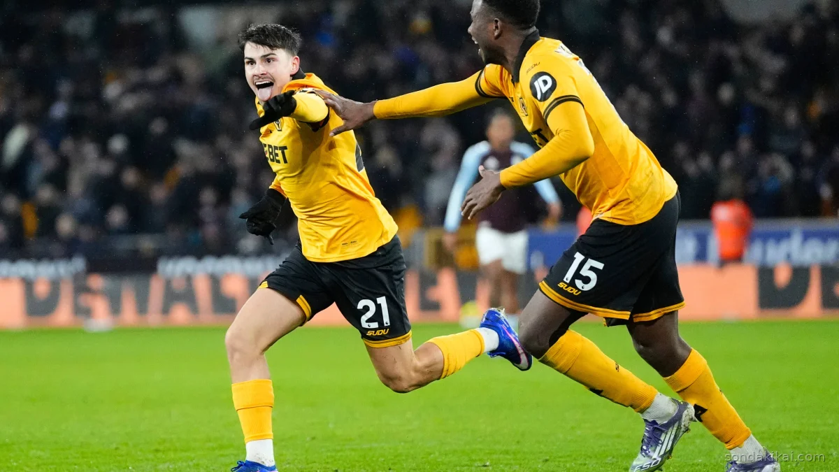Wolves, Aston Villa'yı Devirerek Ligdeki İkinci Zaferine Ulaştı