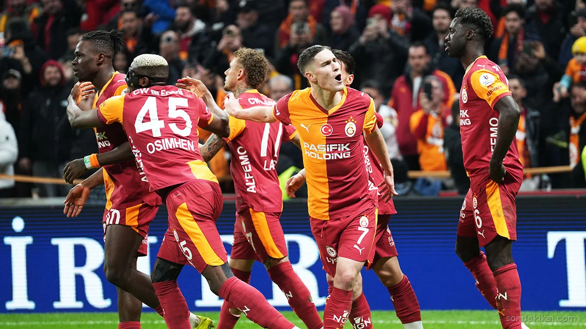 Anfield'da Tarihi Randevu: Galatasaray Çeyrek Final Yolunda