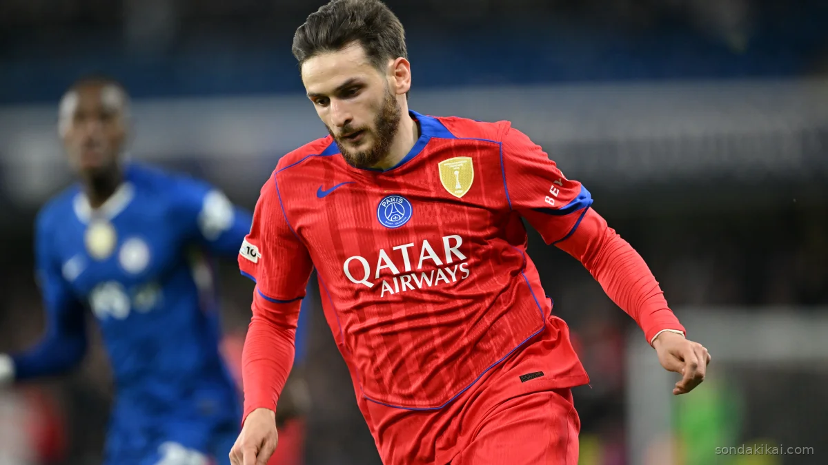 Arsenal'in Gürcü Prensine Kancası: Kvaratskhelia Londra'ya mı?