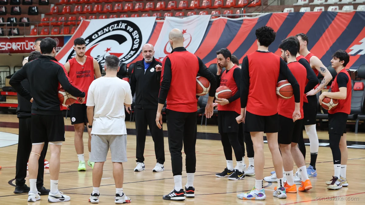 Basketbol Lideri Gaziantep'in 16 Maçlık Yenilmezlik Serisi Şokla Bitti