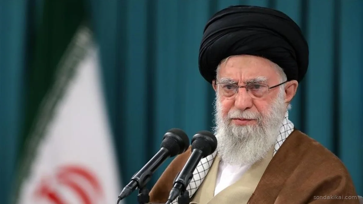 Gerilimin Gölgesinde Hamaney'e Veda: Tahran'daki 3 Günlük Tören