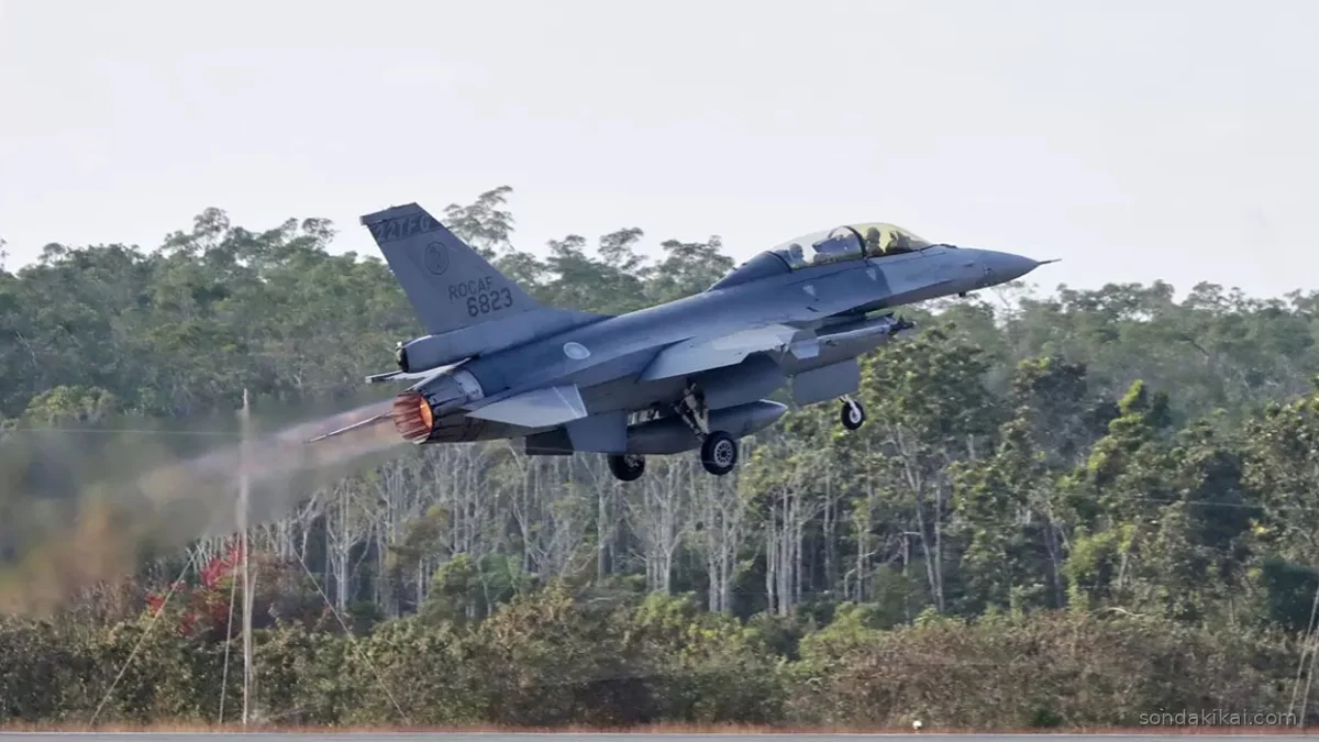 İngiltere'den Stratejik Hamle: ABD'ye İran Füze Depoları İçin Üs İzni