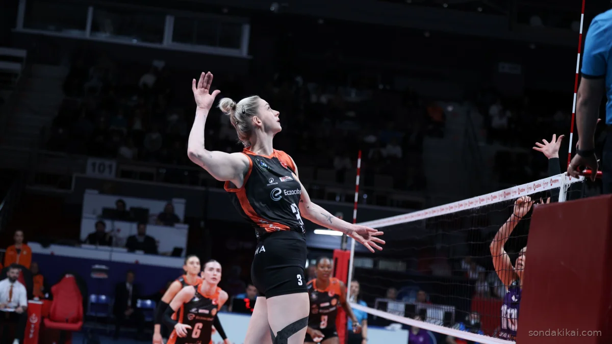 Kadınlar Kupa Voley'de Çeyrek Final Heyecanı: Dev Randevu Yaklaşıyor