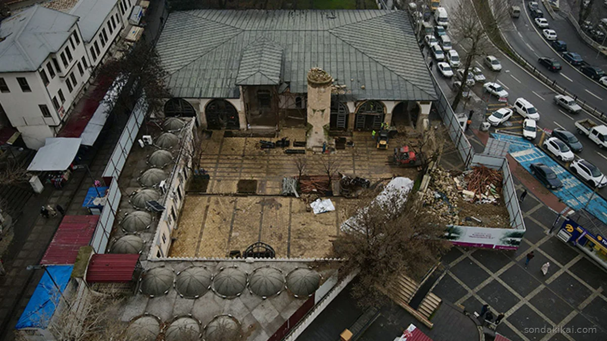 Kahramanmaraş'ın Manevi Kalbi Ulu Cami, Kadir Gecesi'nde Şahlandı