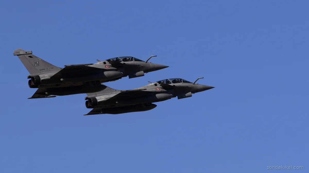 Körfez'de Fransa'dan Güvenlik Hamlesi: Rafaleler Gökyüzünde