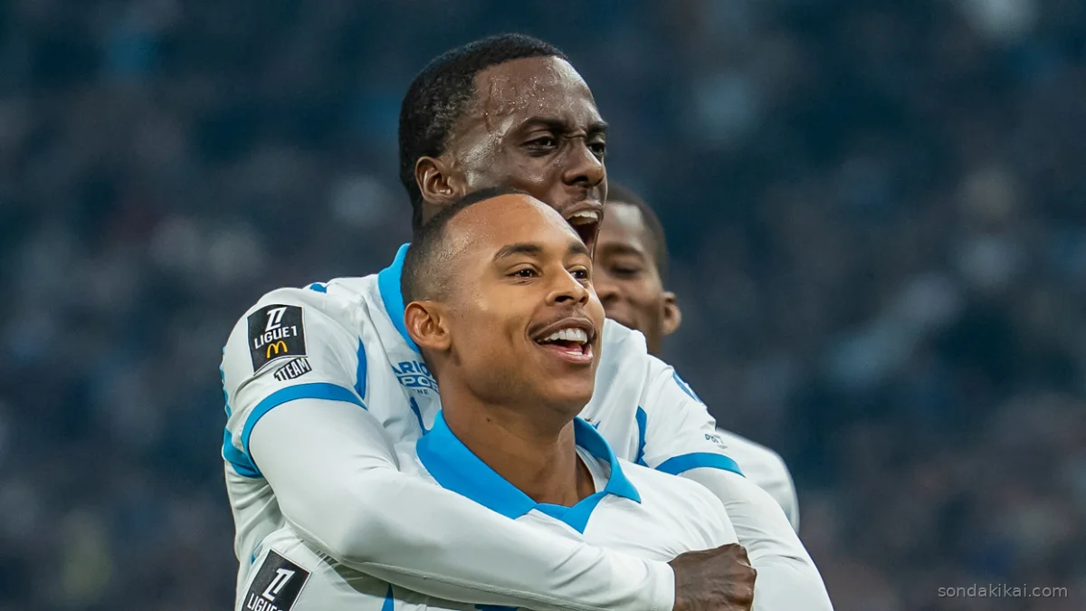 Velodrom'da Gol Şöleni: Marsilya, Lyon'u 3-2 ile Devirdi